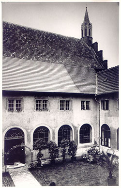 1855 Kreuzgang, which is the cloister of St. Annatal in 1855