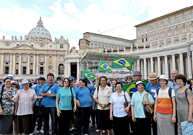 Brazilian-pilgrims-2014--(1)_w800
