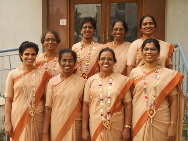 Silver Jubilarians:   First Row: Sister Mary Sonia, Alka, Lucy, Top Row: Srs. M. Rochna, Nirmal, Karuna