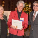 Irmã de Notre Dame Recebe Certificado de Capelania